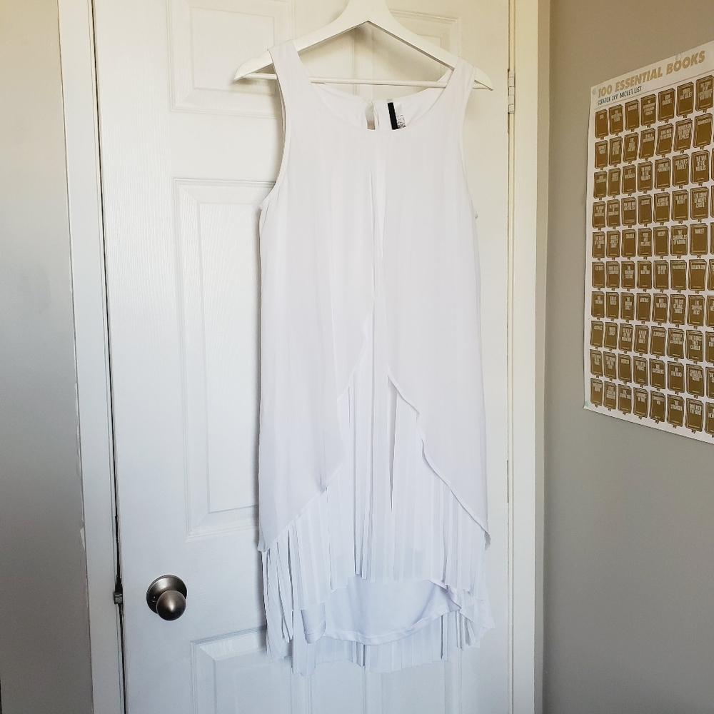 Last Chance ! White pleaded dress